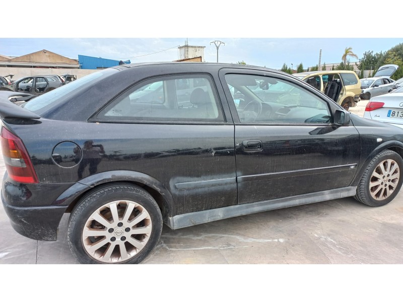 opel astra g berlina del año 2003