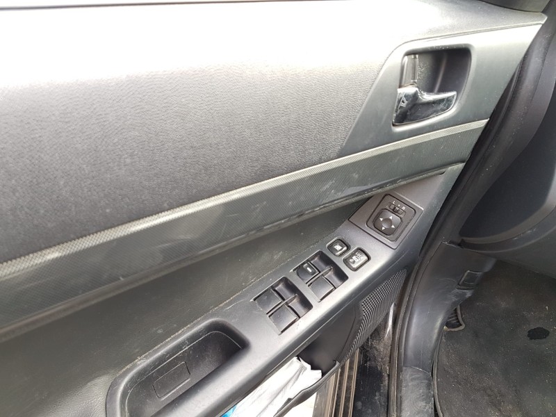 mitsubishi lancer berlina (cy0) del año 2008