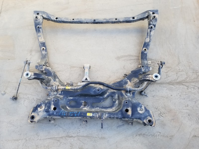 Recambio de puente delantero para kia niro concept referencia OEM IAM 62405AT000  