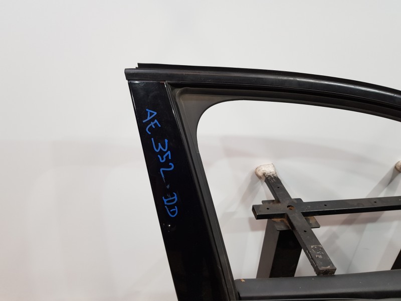 Recambio de puerta delantera derecha para peugeot 308 active referencia OEM IAM 1610102180  