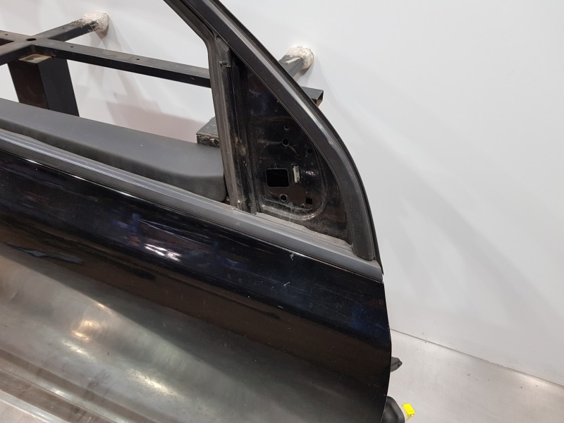 Recambio de puerta delantera derecha para peugeot 308 active referencia OEM IAM 1610102180  
