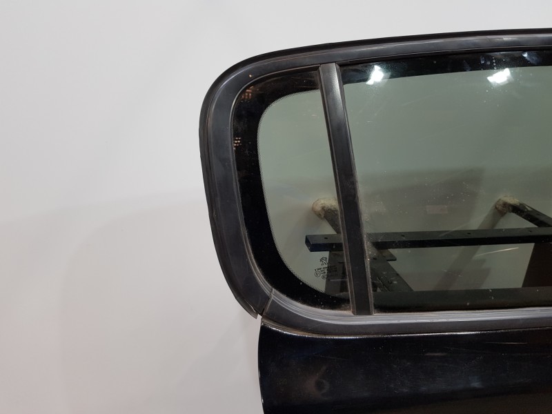 Recambio de puerta trasera derecha para peugeot 308 active referencia OEM IAM 9802165580  
