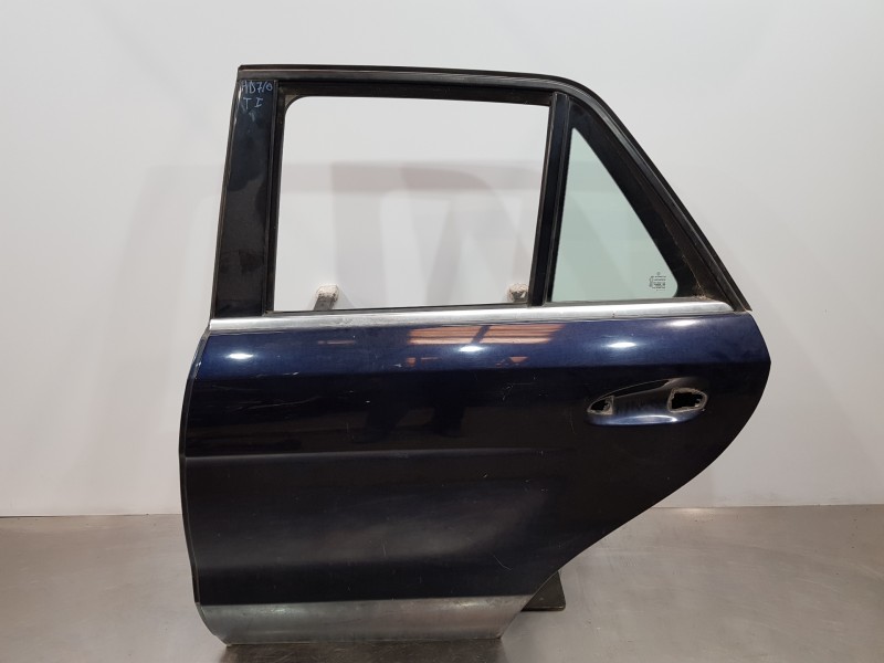 Recambio de puerta trasera izquierda para mercedes clase m (w166) bluetec referencia OEM IAM A1667300105  