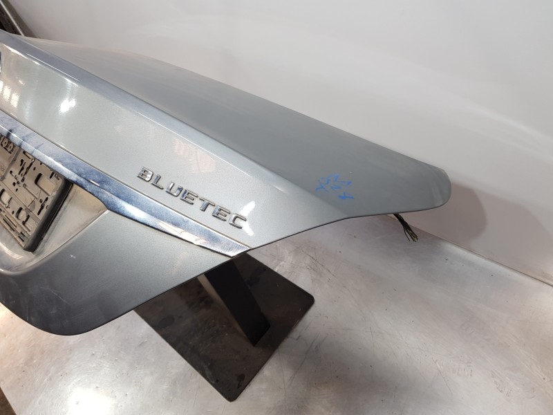 Recambio de porton trasero para mercedes clase c (w205) lim. bluetec referencia OEM IAM A2057500075  