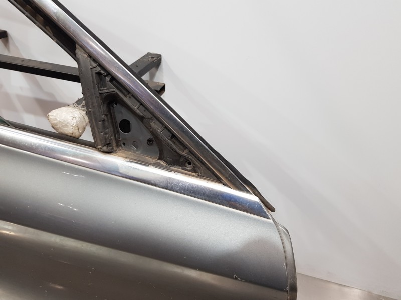 Recambio de puerta delantera derecha para mercedes clase c (w205) lim. bluetec referencia OEM IAM A2057200205  