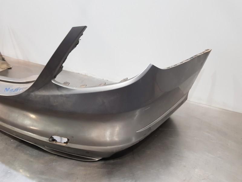 Recambio de paragolpes trasero para mercedes clase c (w205) lim. bluetec referencia OEM IAM A2058806400  