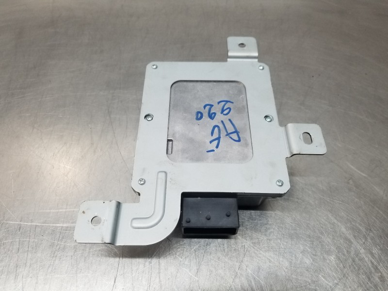 Recambio de modulo electronico para kia carens ( ) drive referencia OEM IAM 95300A4100  