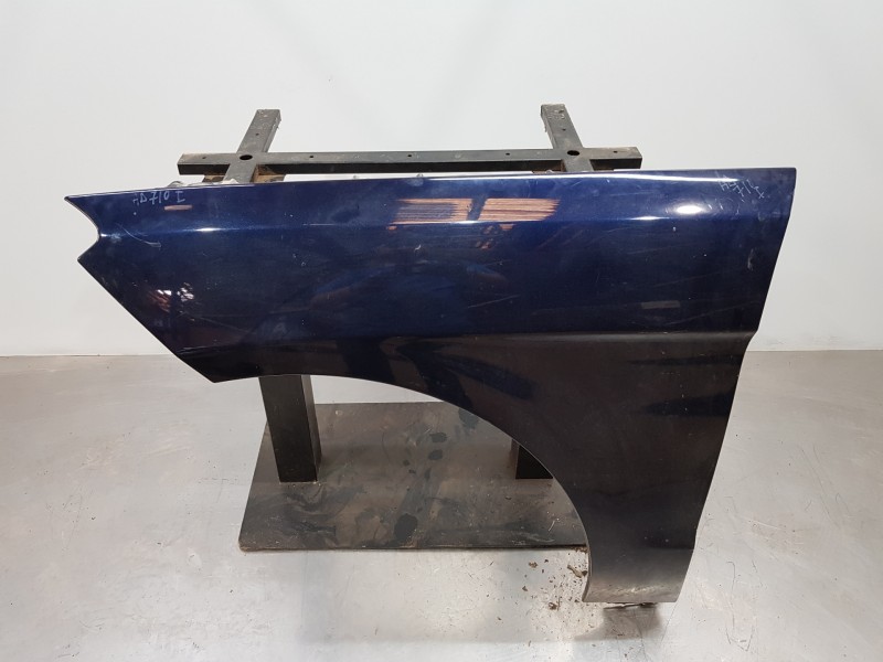 Recambio de aleta delantera izquierda para mercedes clase m (w166) bluetec referencia OEM IAM A1668800400  