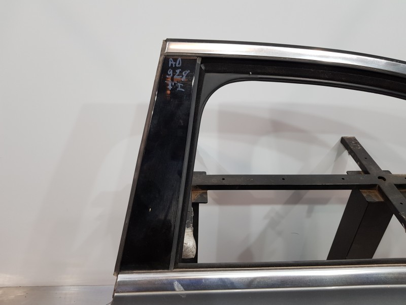 Recambio de puerta trasera izquierda para mercedes clase c (w205) lim. bluetec referencia OEM IAM A205730010564  