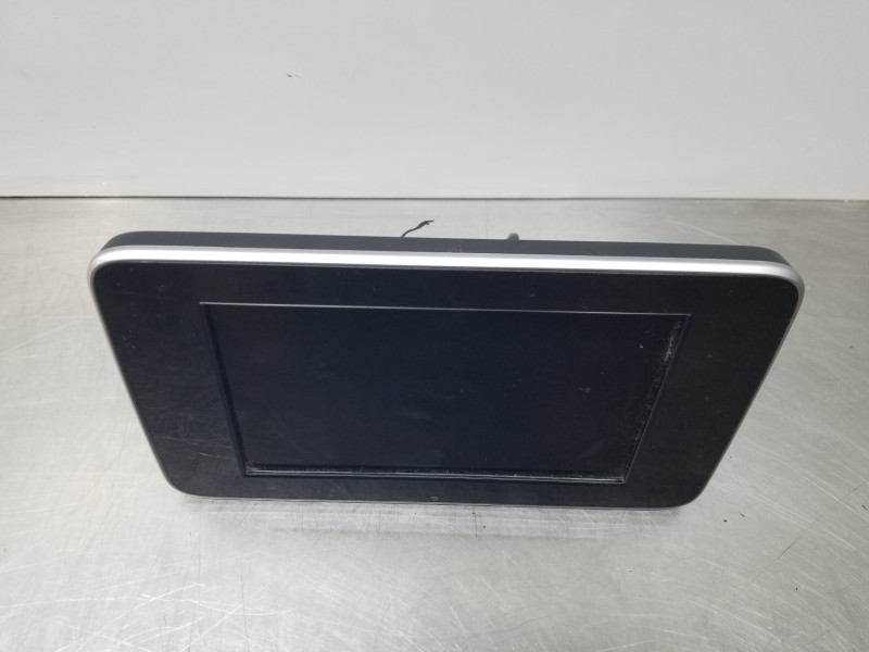 Recambio de pantalla multifuncion para mercedes clase c (w205) lim. bluetec referencia OEM IAM A2059004113  