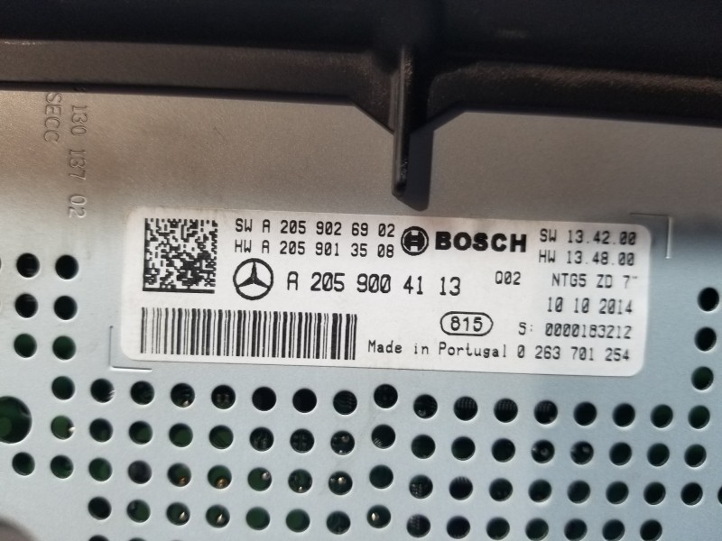 Recambio de pantalla multifuncion para mercedes clase c (w205) lim. bluetec referencia OEM IAM A2059004113  