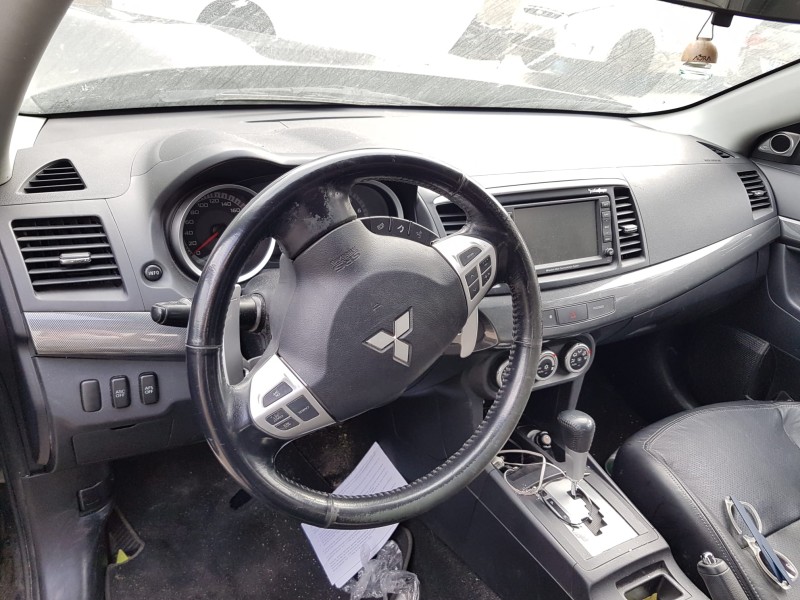 mitsubishi lancer berlina (cy0) del año 2008