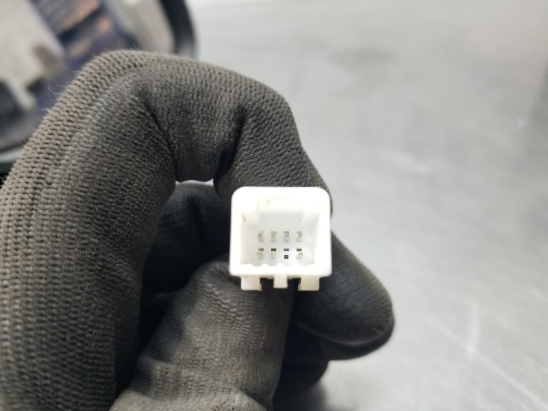 Recambio de retrovisor derecho para dacia duster ambiance referencia OEM IAM 963014889R  