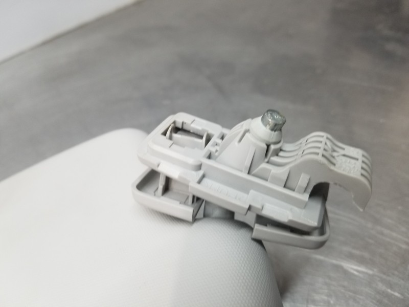 Recambio de parasol derecho para mercedes clase c (w205) lim. bluetec referencia OEM IAM A2058100210  