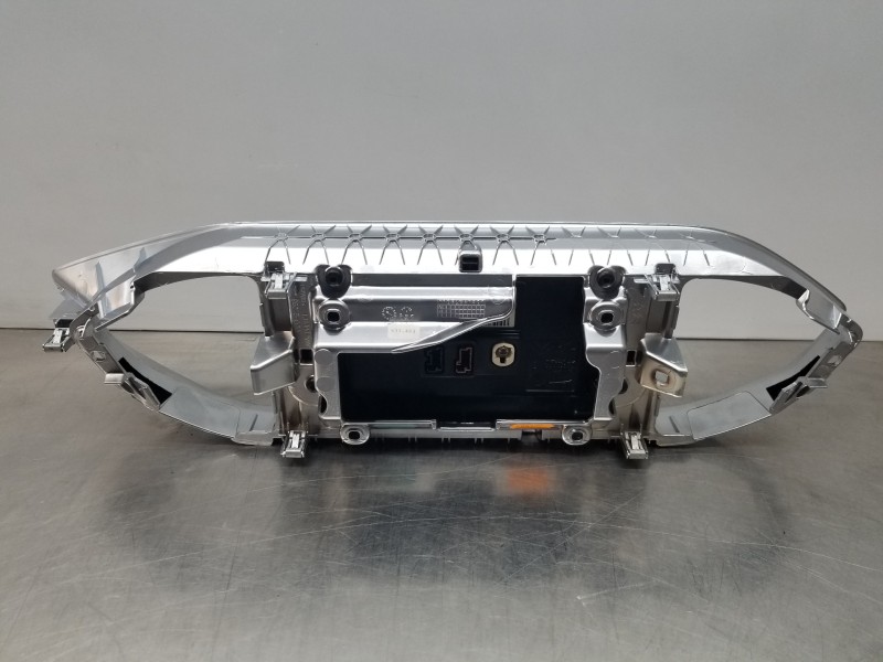 Recambio de pantalla multifuncion para peugeot 308 active referencia OEM IAM 9811486280  