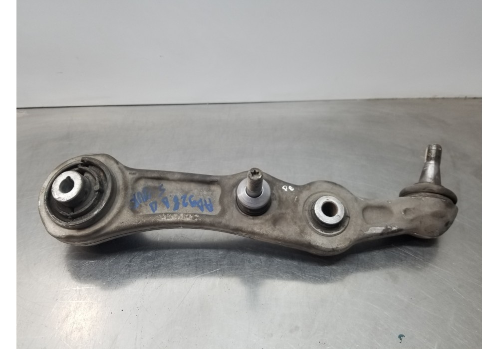 Recambio de brazo suspension inferior delantero derecho para mercedes clase c (w205) lim. bluetec referencia OEM IAM A2053302411