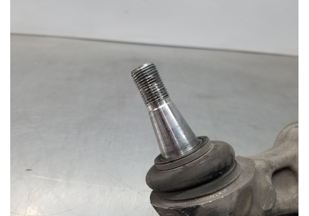 Recambio de brazo suspension inferior delantero derecho para mercedes clase c (w205) lim. bluetec referencia OEM IAM A2053302411
