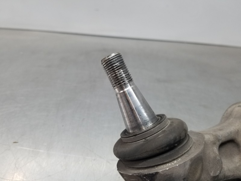 Recambio de brazo suspension inferior delantero derecho para mercedes clase c (w205) lim. bluetec referencia OEM IAM A2053302411