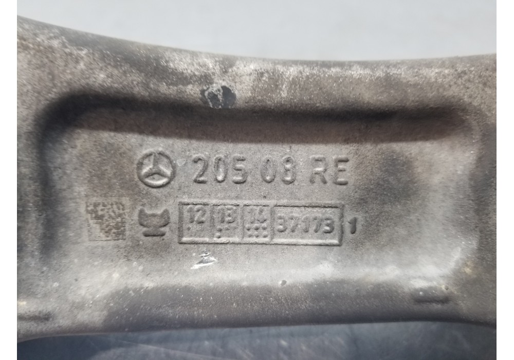 Recambio de brazo suspension inferior delantero derecho para mercedes clase c (w205) lim. bluetec referencia OEM IAM A2053302411