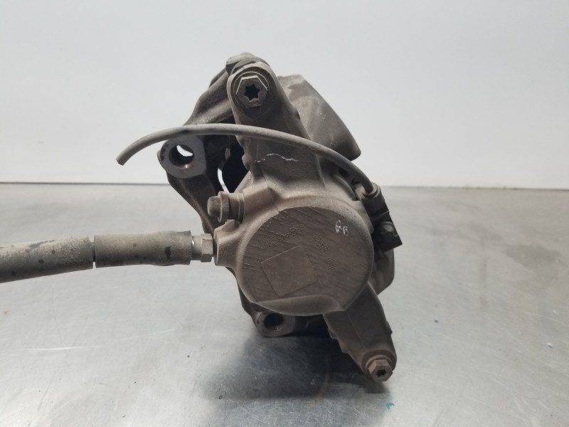 Recambio de pinza freno delantera derecha para mercedes clase c (w205) lim. bluetec referencia OEM IAM A2054210281  