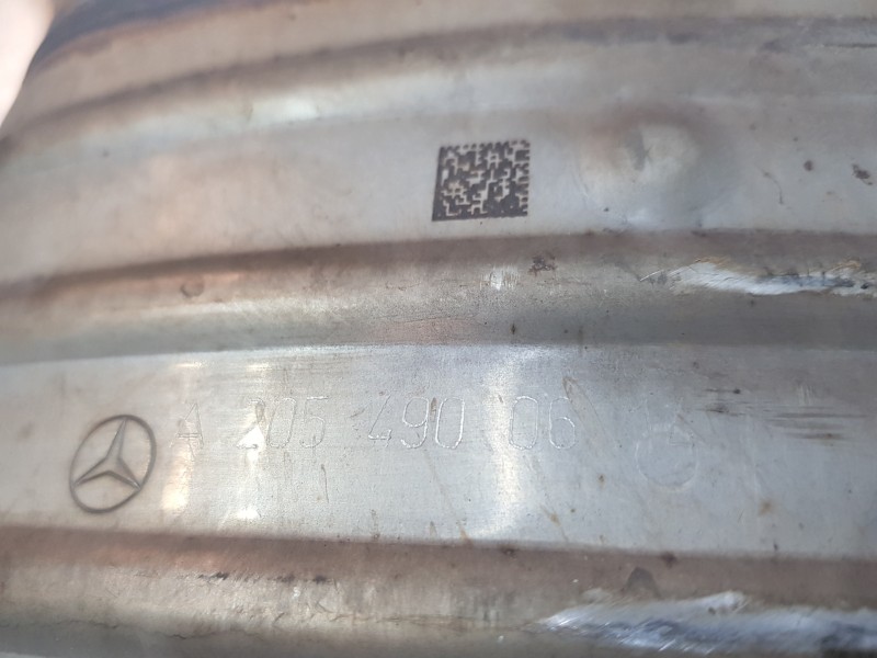 Recambio de catalizador para mercedes clase c (w205) lim. bluetec referencia OEM IAM A2054900614 SK0016 