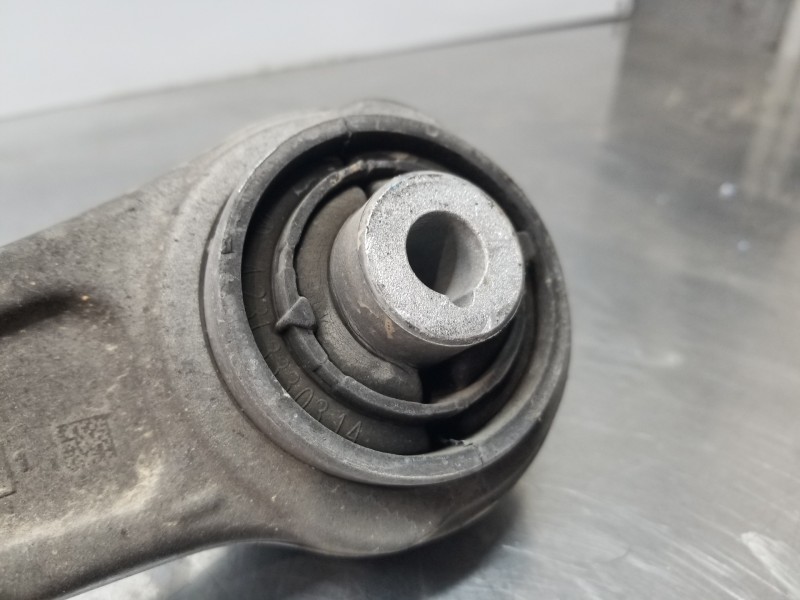 Recambio de brazo suspension inferior delantero izquierdo para mercedes clase c (w205) lim. bluetec referencia OEM IAM A20533062