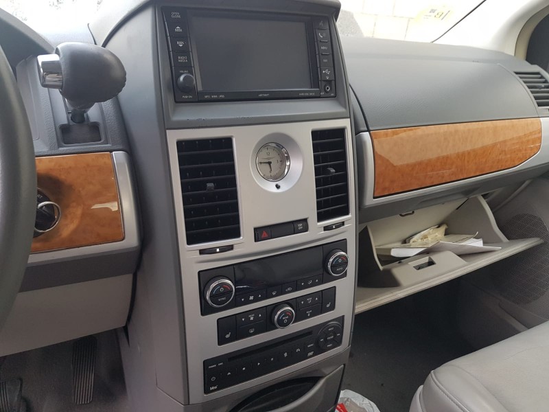 chrysler grand voyager del año 2008