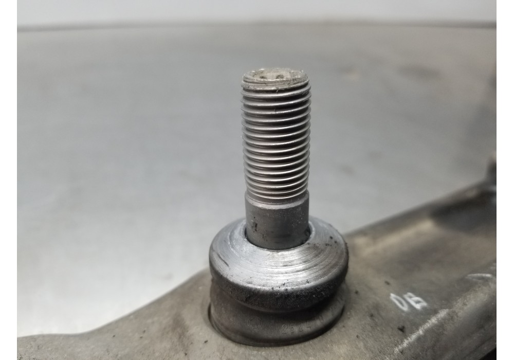 Recambio de brazo suspension inferior delantero izquierdo para mercedes clase c (w205) lim. bluetec referencia OEM IAM A20533062