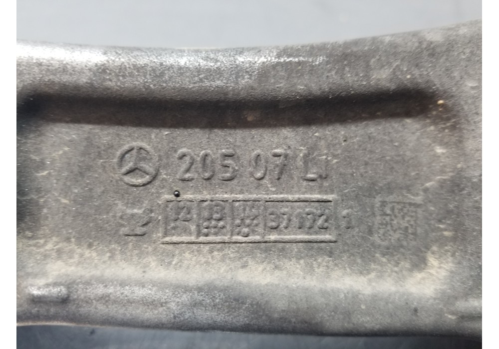 Recambio de brazo suspension inferior delantero izquierdo para mercedes clase c (w205) lim. bluetec referencia OEM IAM A20533062