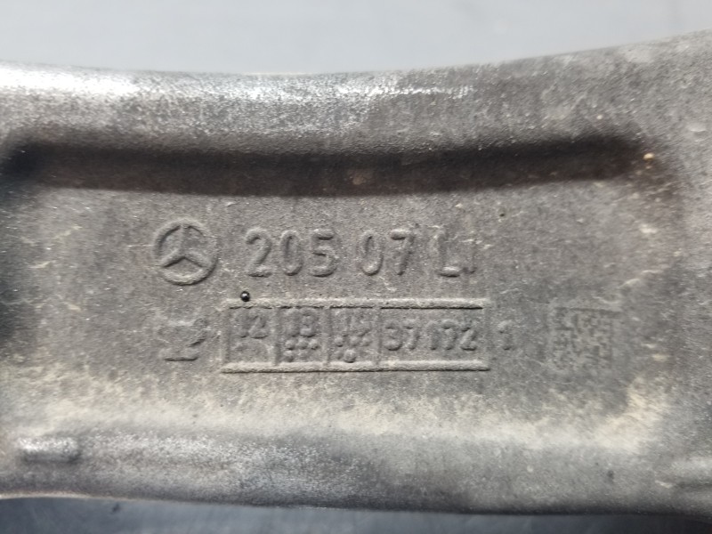 Recambio de brazo suspension inferior delantero izquierdo para mercedes clase c (w205) lim. bluetec referencia OEM IAM A20533062