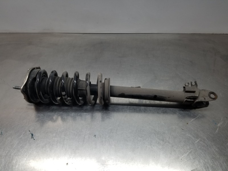 Recambio de amortiguador delantero izquierdo para mercedes clase c (w205) lim. bluetec referencia OEM IAM A2053200613  
