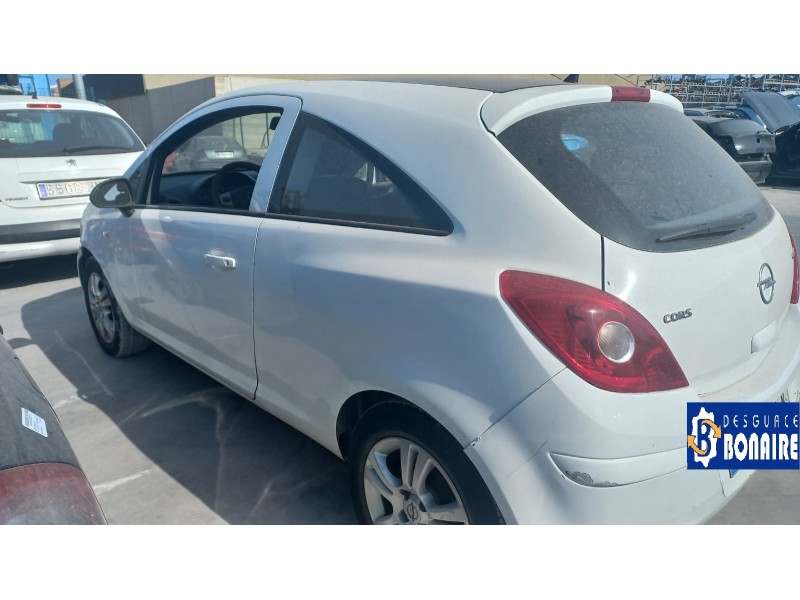 opel corsa d del año 2008