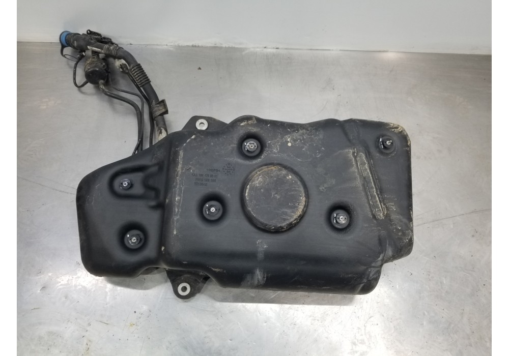 Recambio de deposito aditivo adblue fap ( deposito grande ) para mercedes clase m (w166) bluetec referencia OEM IAM A1664706001 