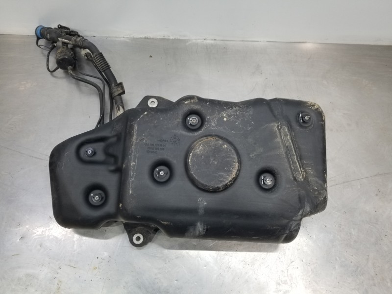 Recambio de deposito aditivo adblue fap ( deposito grande ) para mercedes clase m (w166) bluetec referencia OEM IAM A1664706001 