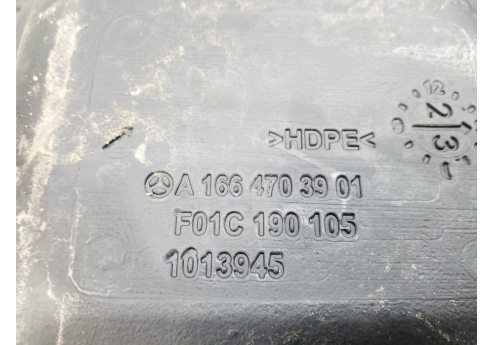 Recambio de deposito aditivo adblue fap ( deposito grande ) para mercedes clase m (w166) bluetec referencia OEM IAM A1664706001 