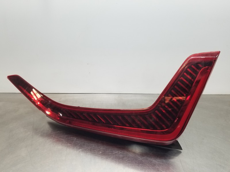 Recambio de piloto trasero derecho para kia niro concept referencia OEM IAM 92402AT000  