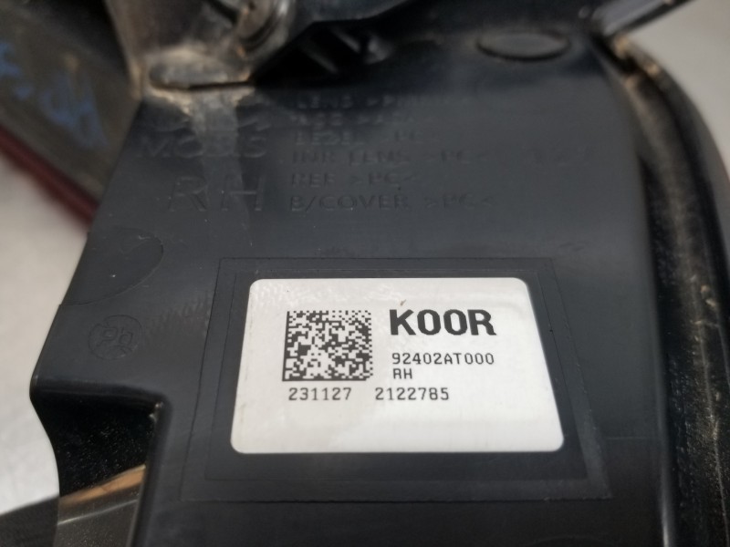Recambio de piloto trasero derecho para kia niro concept referencia OEM IAM 92402AT000  
