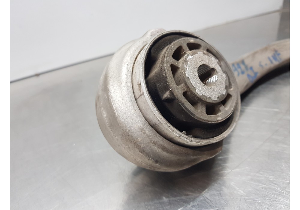 Recambio de brazo suspension inferior delantero izquierdo para mercedes clase c (w205) lim. bluetec referencia OEM IAM A20533062
