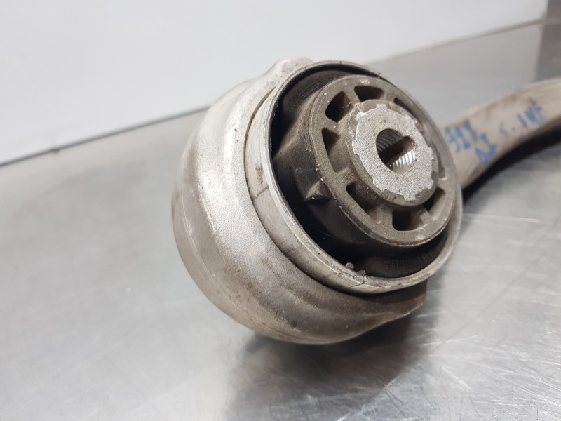 Recambio de brazo suspension inferior delantero izquierdo para mercedes clase c (w205) lim. bluetec referencia OEM IAM A20533062