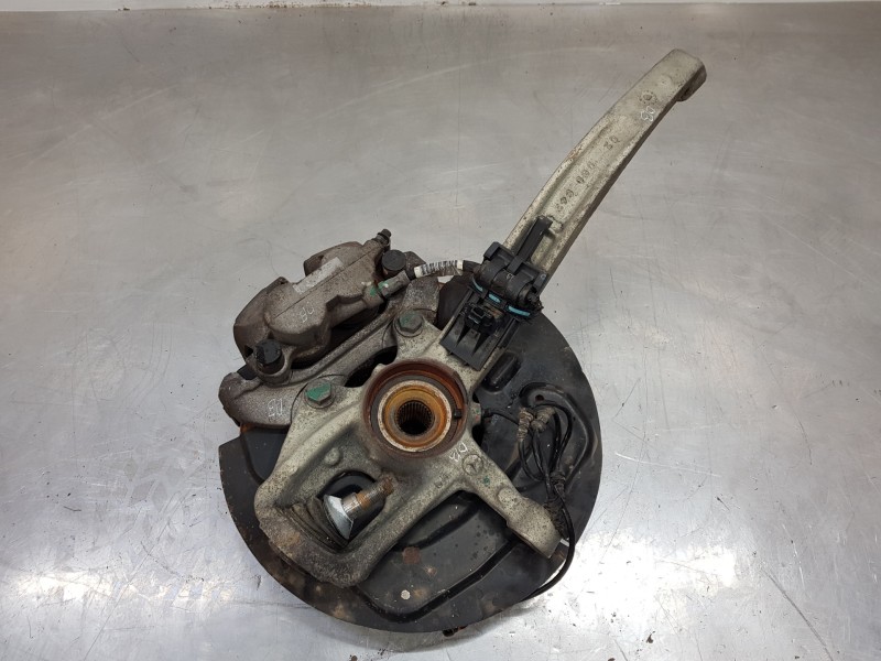 Recambio de mangueta delantera izquierda para mercedes clase m (w164) 4matic referencia OEM IAM A1643301320  