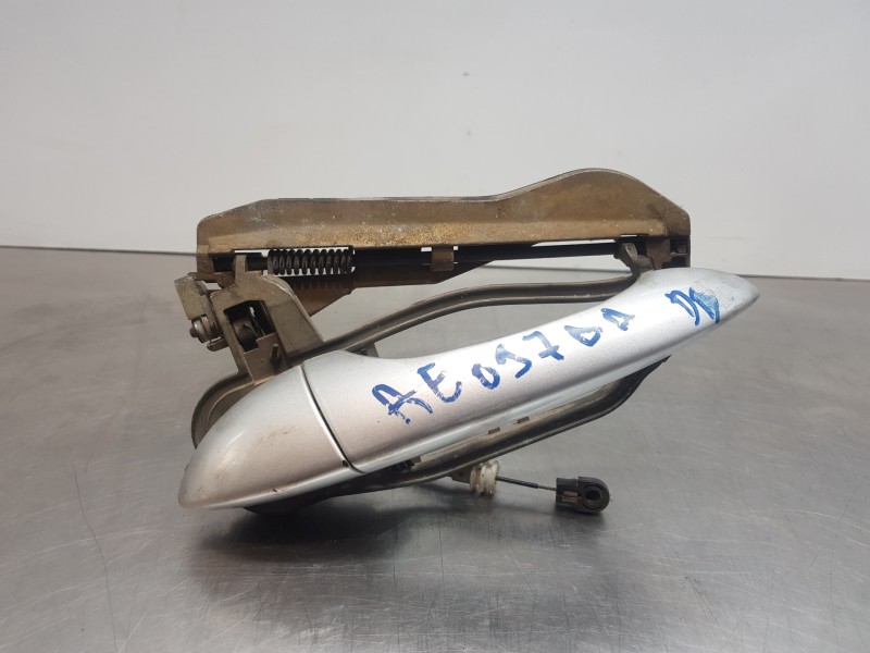 Recambio de maneta exterior delantera derecha para bmw x5 (e53) sport referencia OEM IAM 51218243616  
