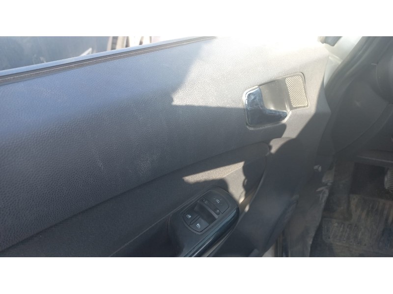 opel corsa d del año 2008