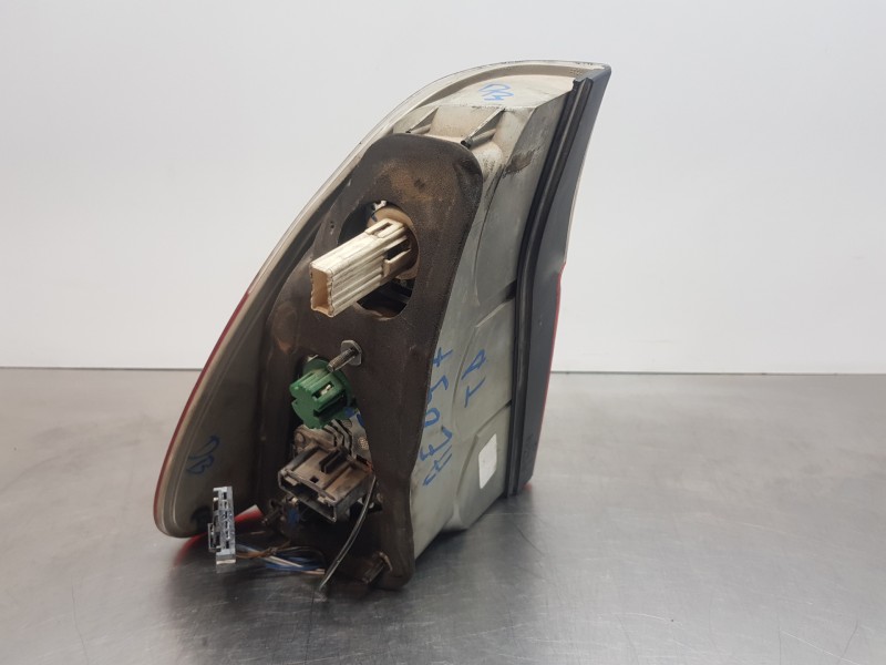 Recambio de piloto trasero derecho para bmw x5 (e53) sport referencia OEM IAM 63217158388  