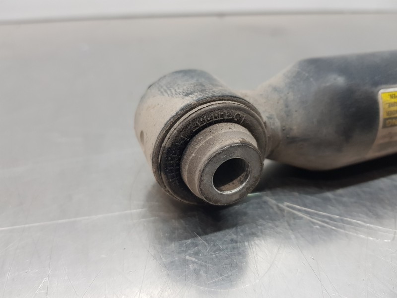 Recambio de amortiguador trasero izquierdo para mercedes clase c (w205) lim. bluetec referencia OEM IAM A2053207830  