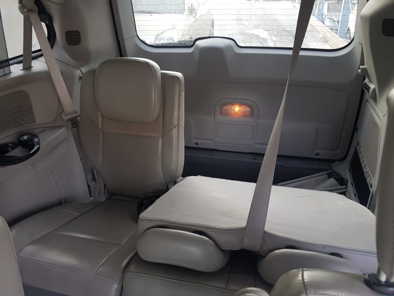 chrysler grand voyager del año 2008