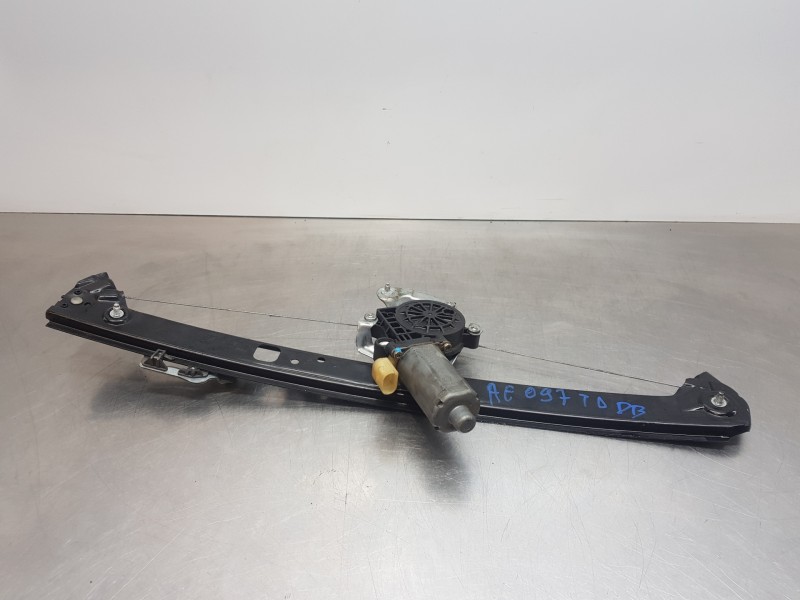 Recambio de elevalunas trasero derecho para bmw x5 (e53) sport referencia OEM IAM 51357125060  