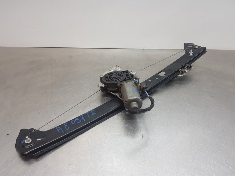 Recambio de elevalunas trasero izquierdo para bmw x5 (e53) sport referencia OEM IAM 51357125059  