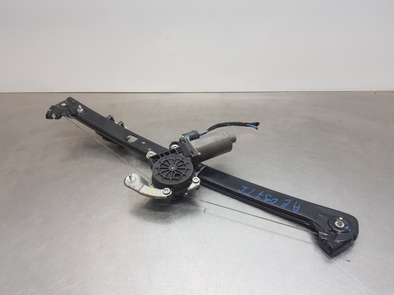 Recambio de elevalunas trasero izquierdo para bmw x5 (e53) sport referencia OEM IAM 51357125059  