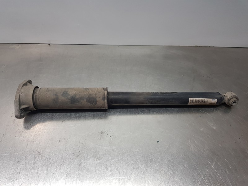 Recambio de amortiguador trasero derecho para mercedes clase c (w205) lim. bluetec referencia OEM IAM A2053207830  