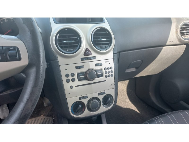 opel corsa d del año 2008